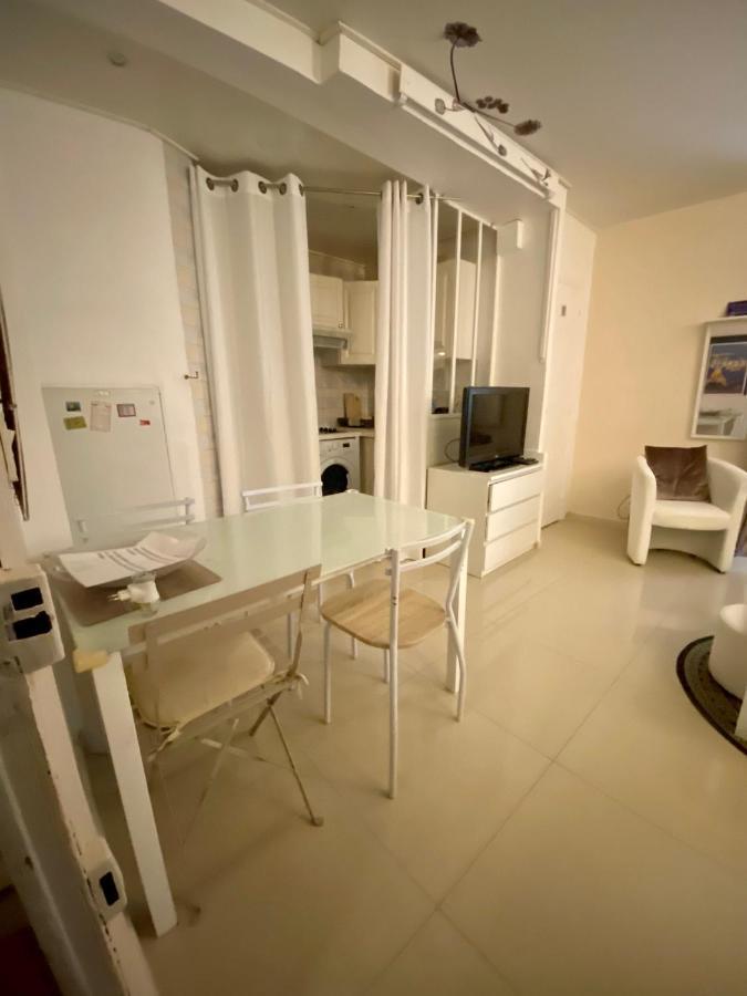 Appartement 2 Chambres - Suquet, Terrasse Et Parking Кан Екстериор снимка