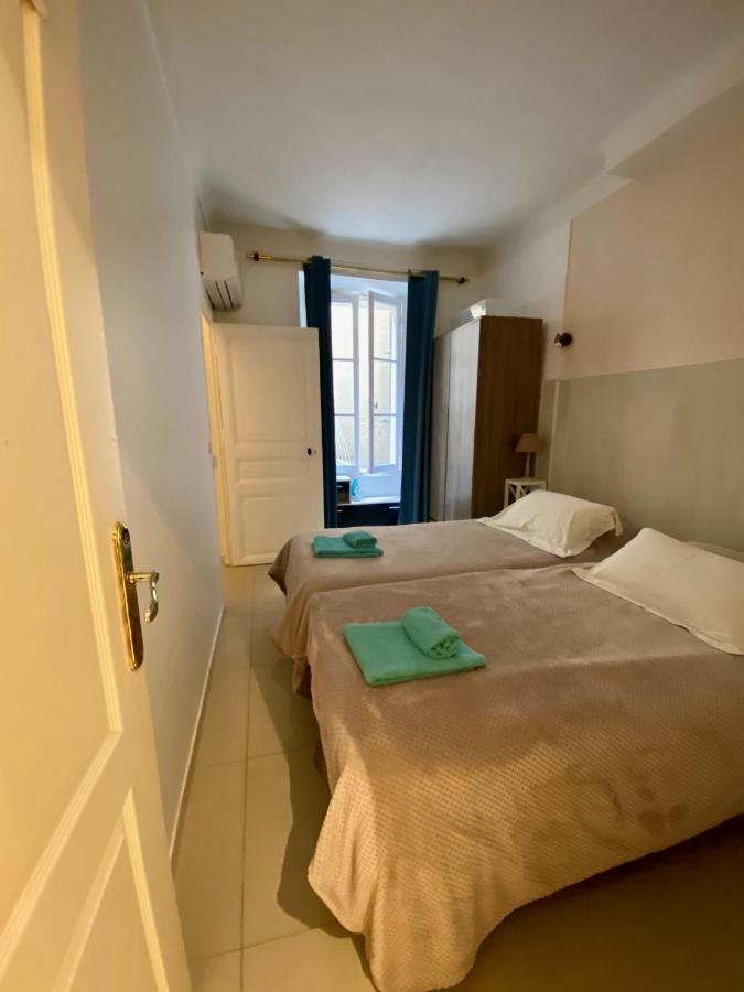 Appartement 2 Chambres - Suquet, Terrasse Et Parking Кан Екстериор снимка